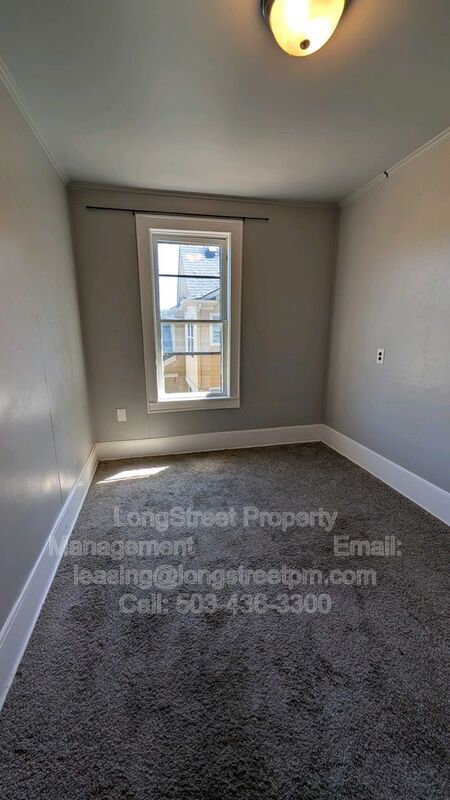 Building Photo - 622 NW 29th St