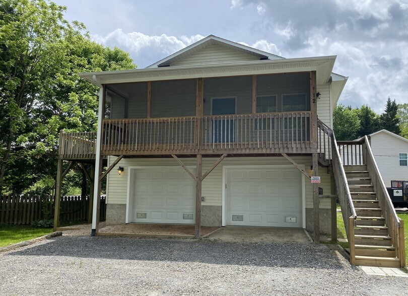 Exterior Front - 12 Brookside Cir