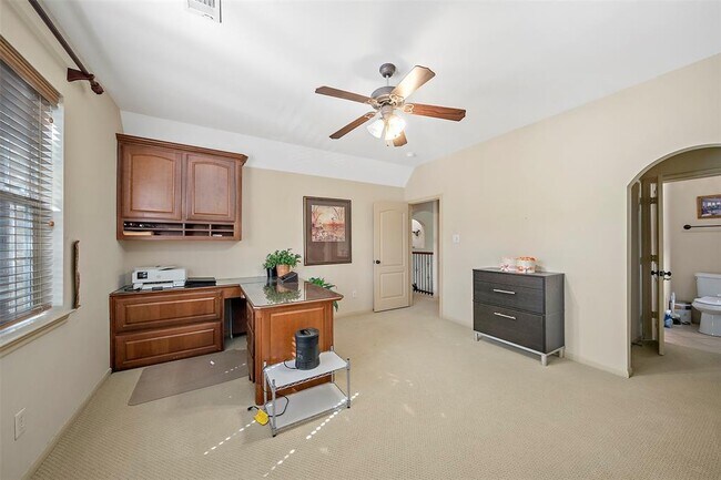 Building Photo - 4334 Shady River