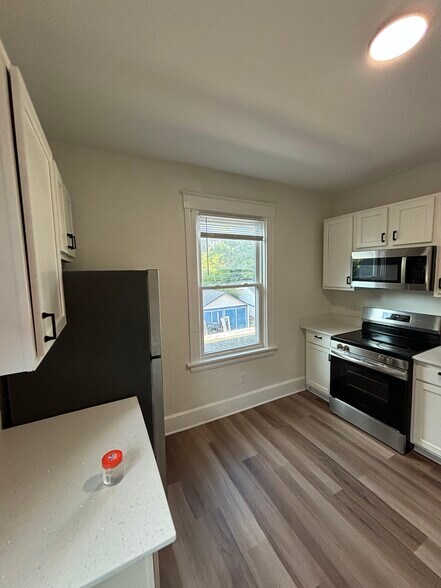 Building Photo - 1764 Williams Ave
