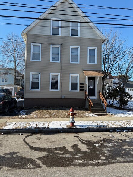 Building Photo - 378 Central Ave