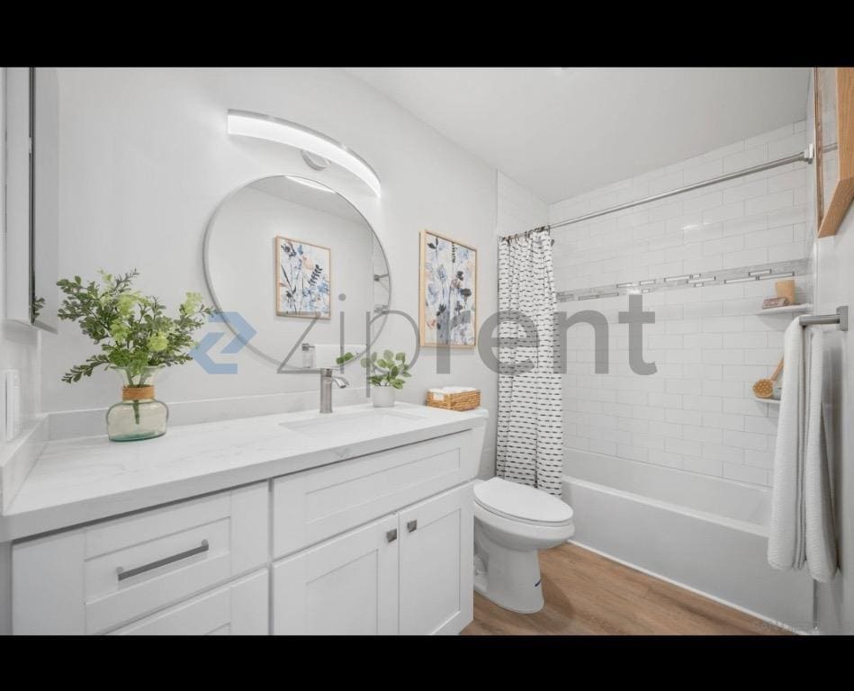 Building Photo - 3769 1st Ave.