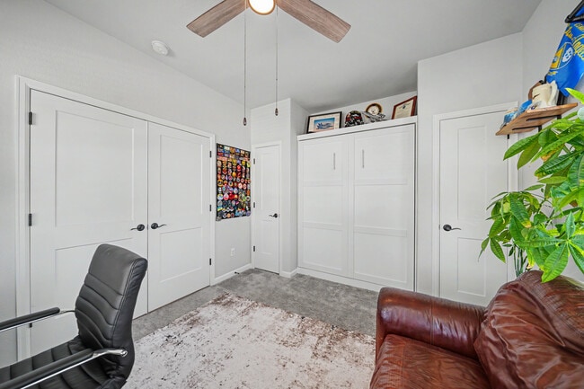 Building Photo - 6339 Knapp Dr