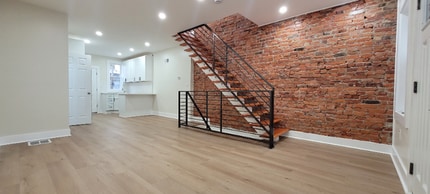 Building Photo - 1517 S Napa St