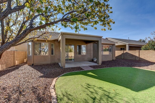 Building Photo - Beautiful 3x2 Home for Rent in Granville!