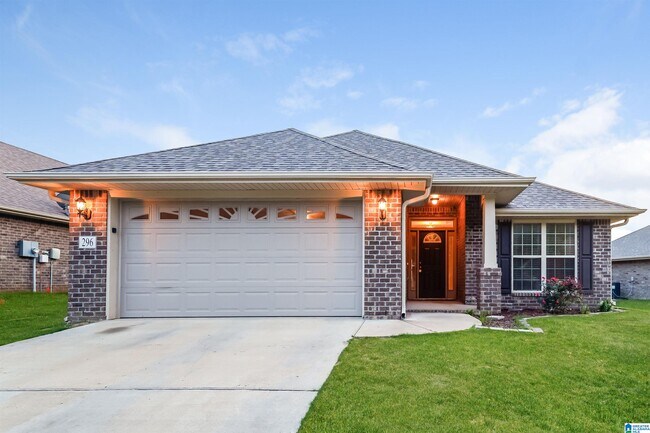 Primary Photo - 296 Ivy Hills Cir