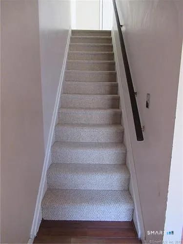 Building Photo - 204 New Haven Ave