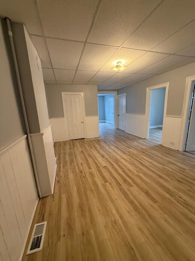 Building Photo - 18 Marvin Ave