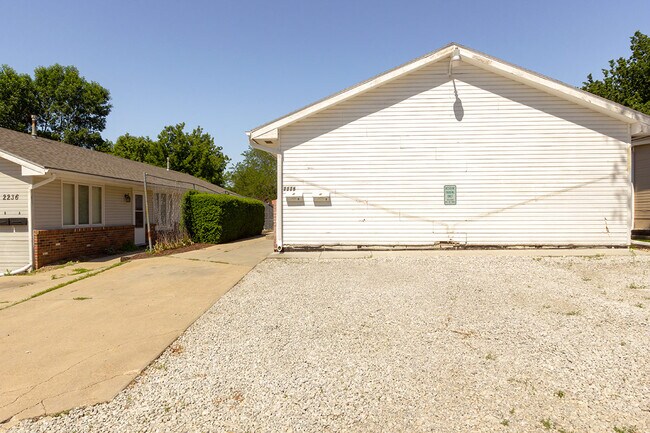 Building Photo - 2228 S. 9th-B