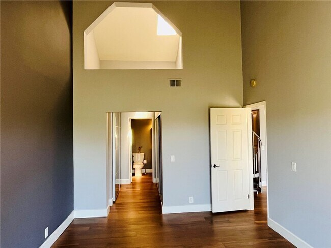 Building Photo - 20191 Cape Coral Ln