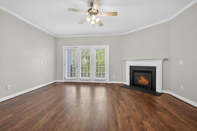 Building Photo - 770 Parkside Townes Ct
