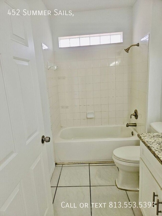 Building Photo - 452 Summer Sails Dr