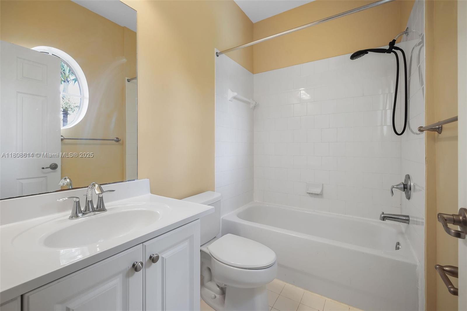 SO FLO Real Estate Group 2741 SW 120th Ter # 305-3 MIRAMAR, FL - 2741 SW 120th Ter