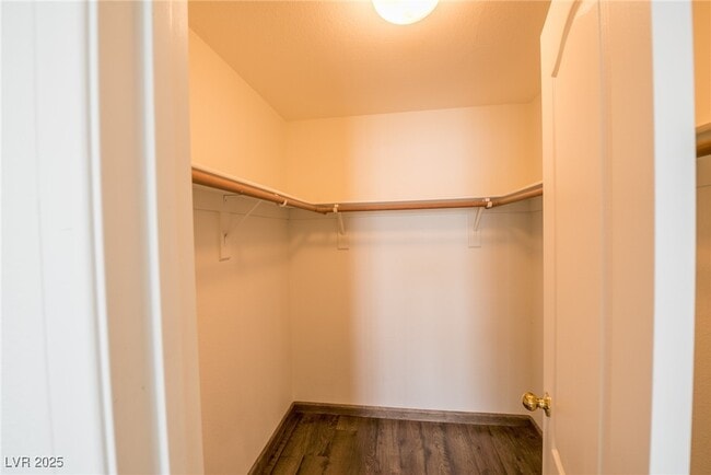 Building Photo - 682 Ladywood Ln