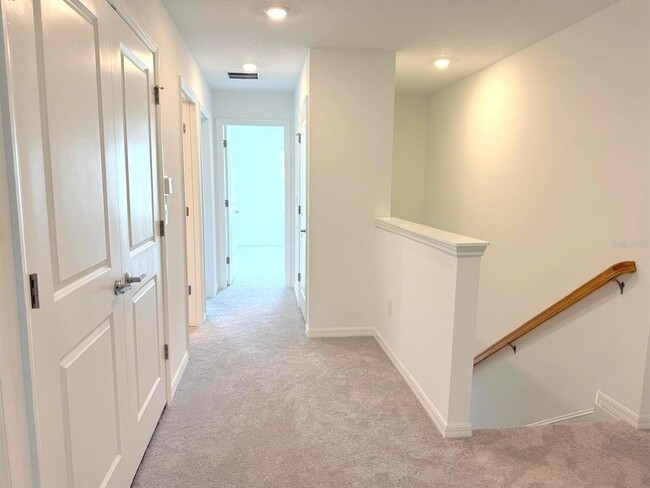 Building Photo - 2081 Hallier Cv