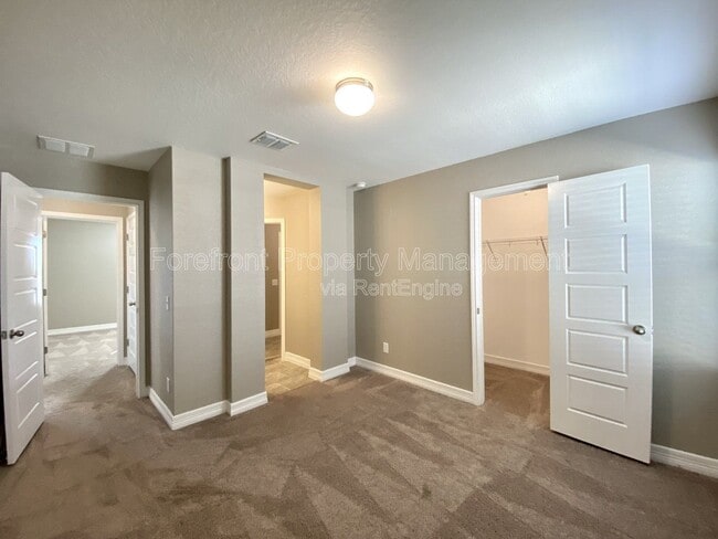 Building Photo - 1206 Ranch Falls