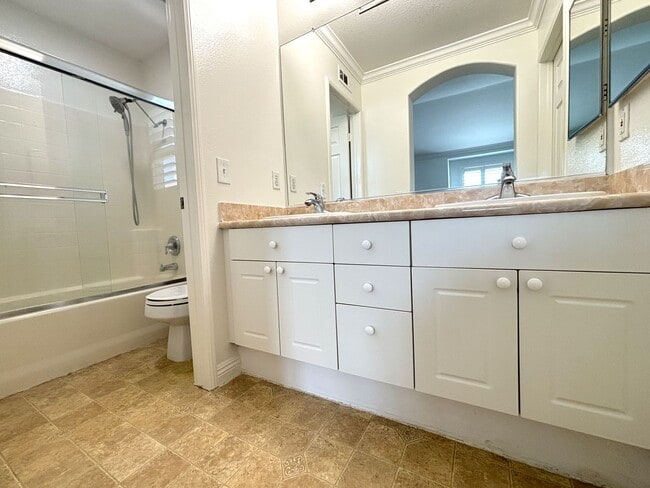 Building Photo - Beautiful Aliso Viejo Single Family Home