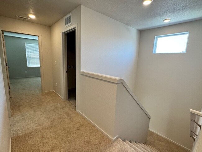 Building Photo - BRAND NEW 4 BEDROOM HOUSE W/ UPGRADES