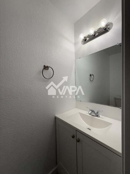 Building Photo - 14406 Staghorn Gate