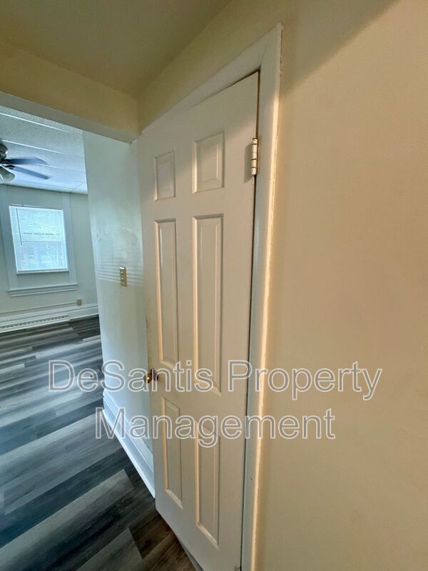 Building Photo - 1509 Hatteras St