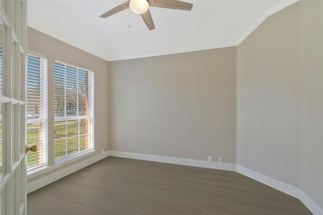 Building Photo - 10916 Reisling Dr