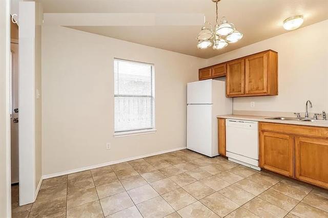 Building Photo - 136 Stewart Bend Ct