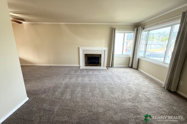 Building Photo - Bright 3-Bedroom Home with Large Backyard in South San Francisco