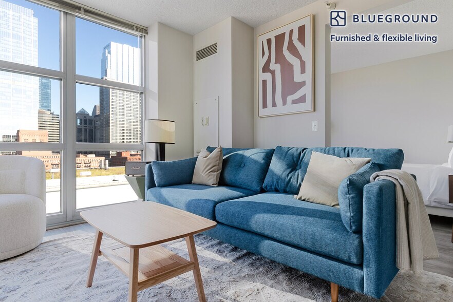 Primary Photo - 180 N Jefferson St