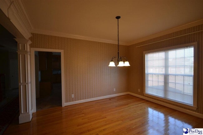 Building Photo - 3032 Drakeshore Dr