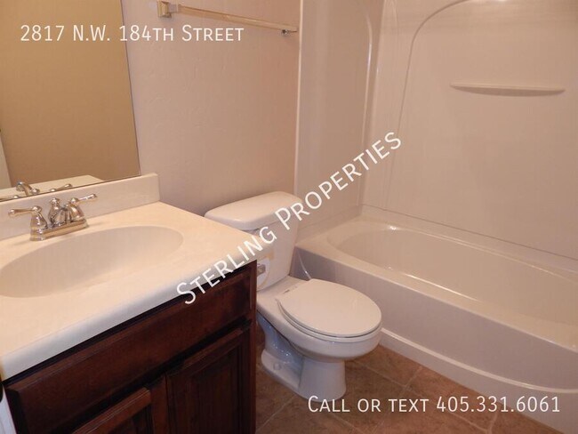 Building Photo - 2817 NW 184th St