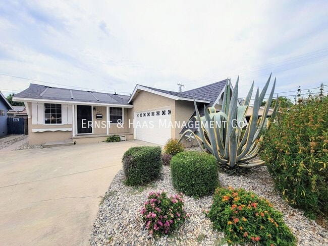 Building Photo - 21417 Rossford Ave