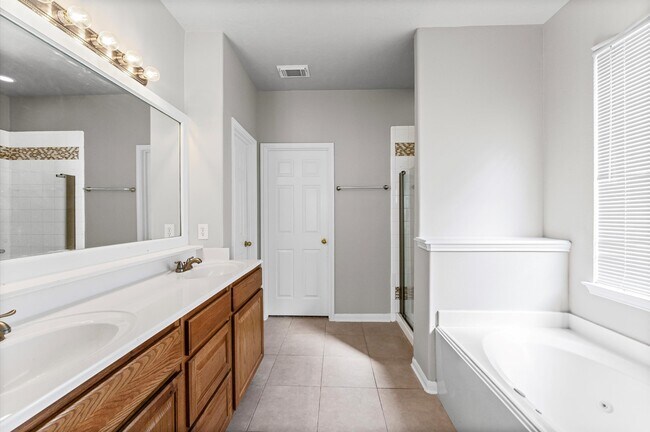 Building Photo - 19627 Brisbane Meadows Ct