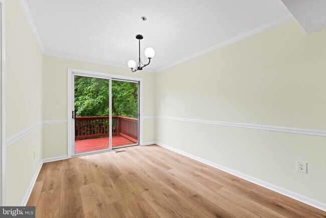 Building Photo - 2615 Chivalry Ct