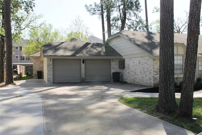 Building Photo - 13910 E Cypress Forest Dr