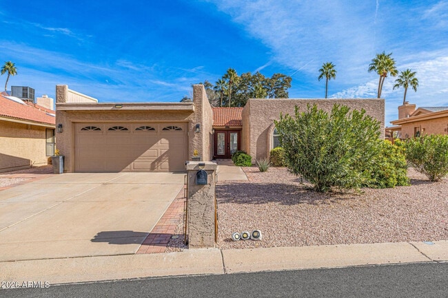 Building Photo - 26241 S Lakemont Dr