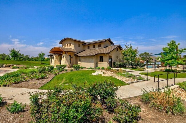 Building Photo - 105 Riverhill Dr