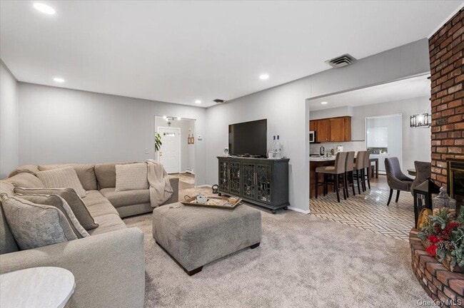 Building Photo - 29 Joyce Ln