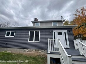 Building Photo - 1812 NY-28