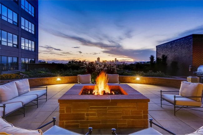 Building Photo - 1650 Fillmore St