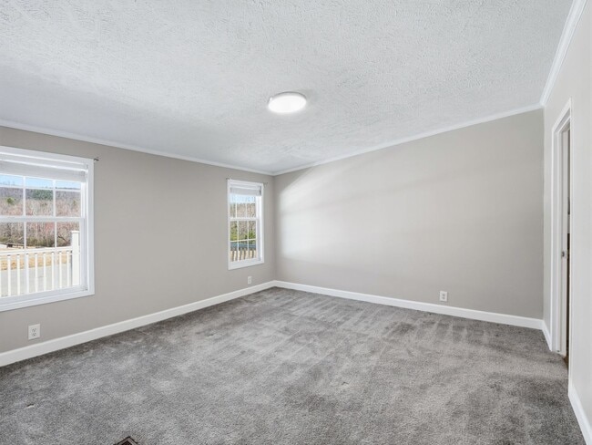 Building Photo - 3 bed/2 bath House for Rent in Ferrum!