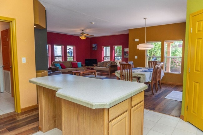 Building Photo - Move-In Ready | Fully Furnished | Serene Mountain Views