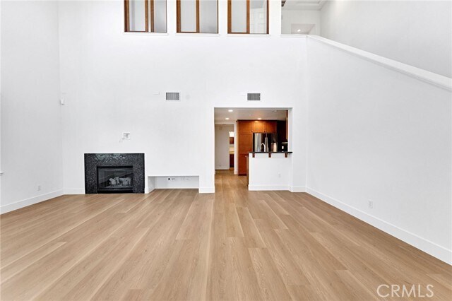 Building Photo - 57 Gingerwood
