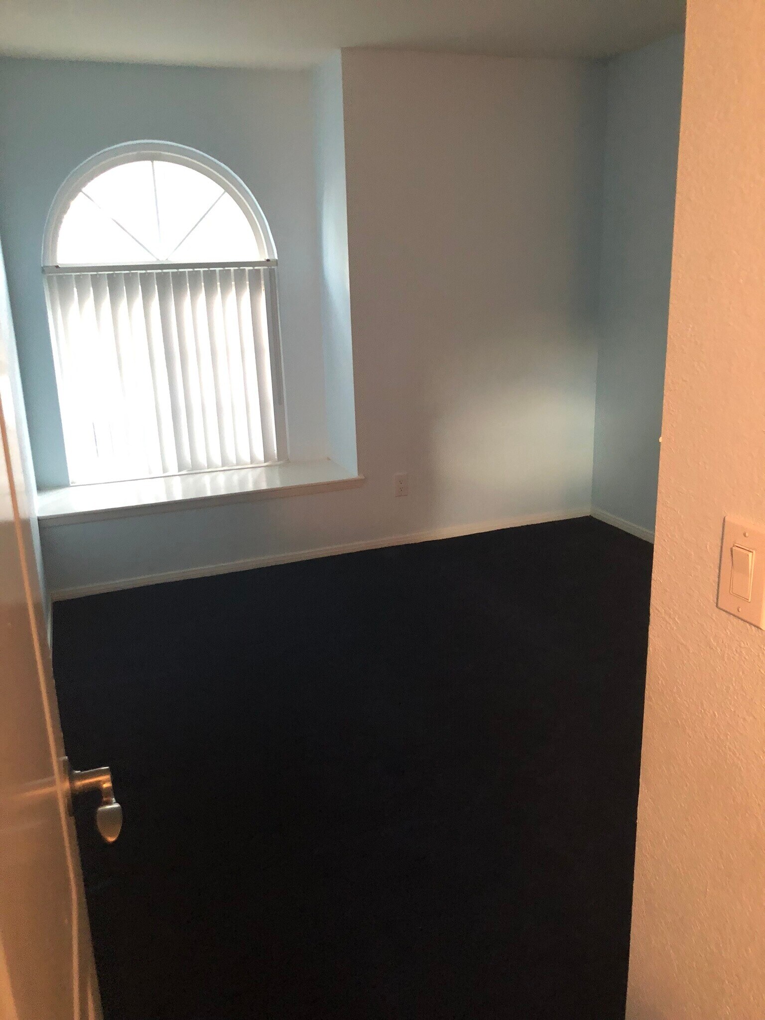Building Photo - 3145 E Flamingo Rd