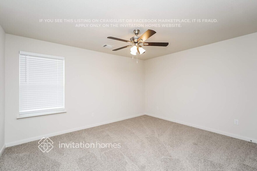 Building Photo - 10025 Pilot Pl