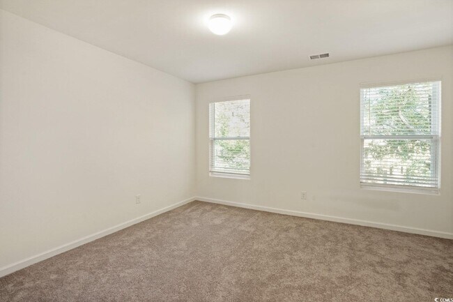 Building Photo - 300 Cherwell ct