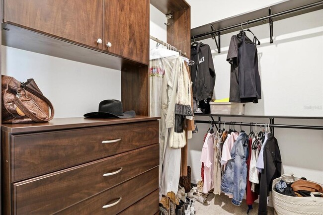 Building Photo - 17234 Blue Rdg Pl