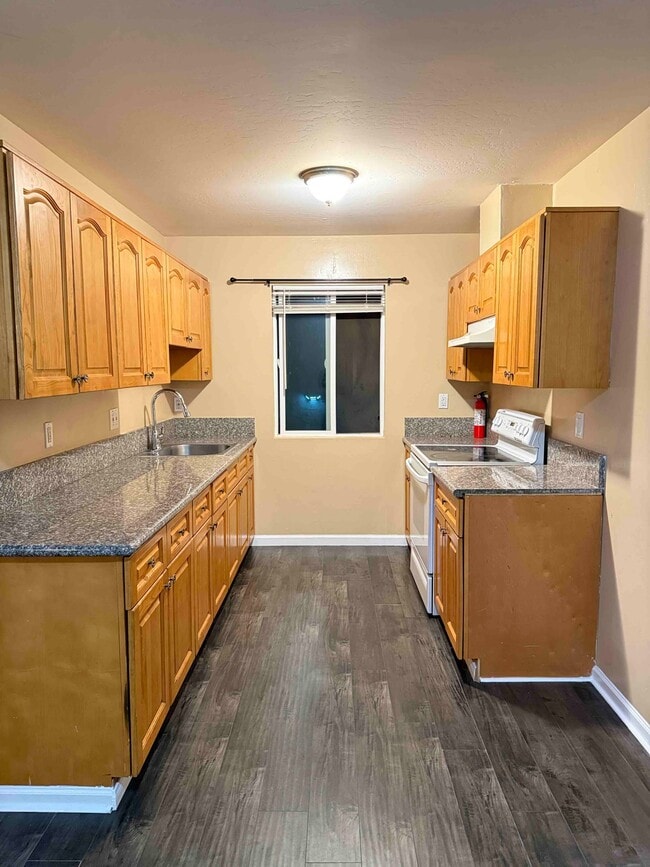 Building Photo - 821 Karma Ct