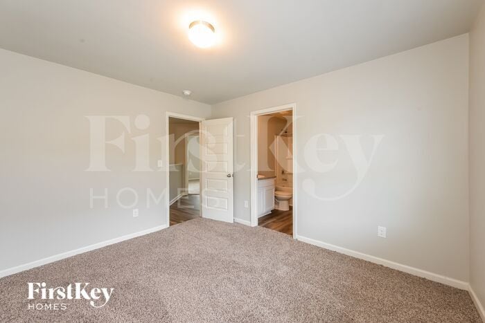 Building Photo - 2106 Massey Ln