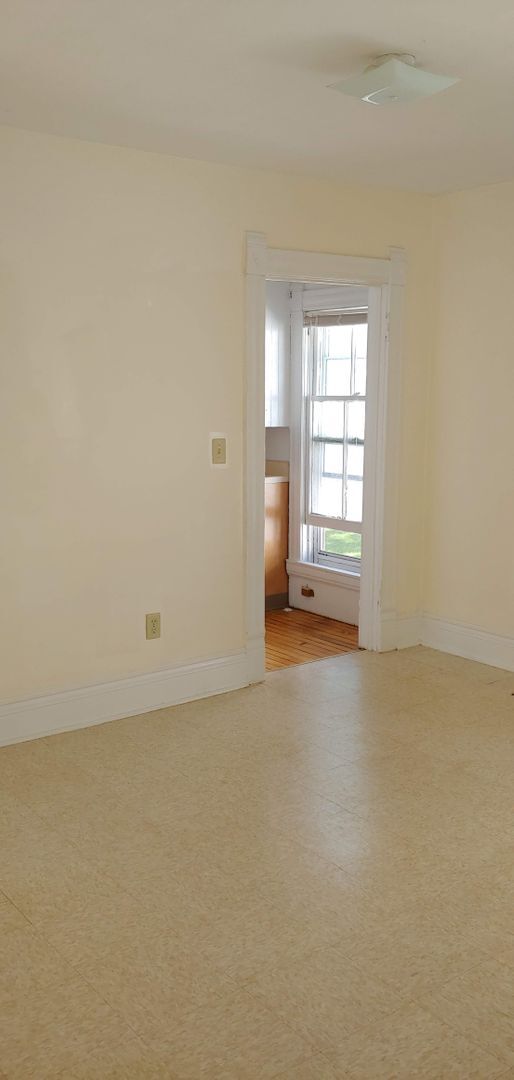 Building Photo - 412 Hamilton St