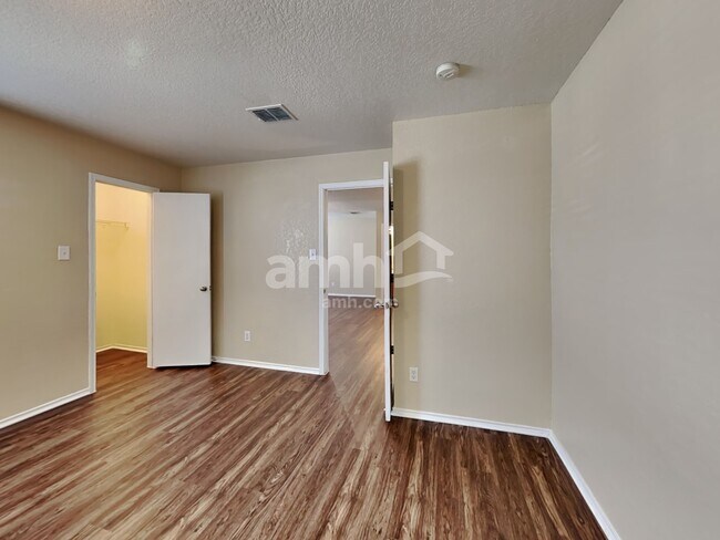 Building Photo - 3819 Torey Mesquite